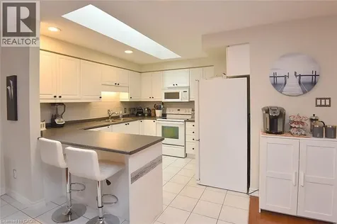 20 Meadowlands Boulevard Ancaster ON L9K 1J5