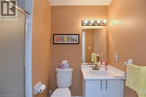 20 Meadowlands Boulevard Ancaster ON L9K 1J5