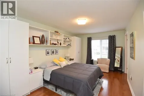 20 Meadowlands Boulevard Ancaster ON L9K 1J5
