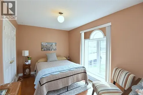 20 Meadowlands Boulevard Ancaster ON L9K 1J5