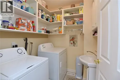 20 Meadowlands Boulevard Ancaster ON L9K 1J5