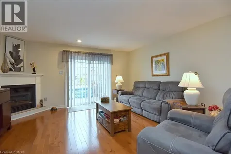 20 Meadowlands Boulevard Ancaster ON L9K 1J5