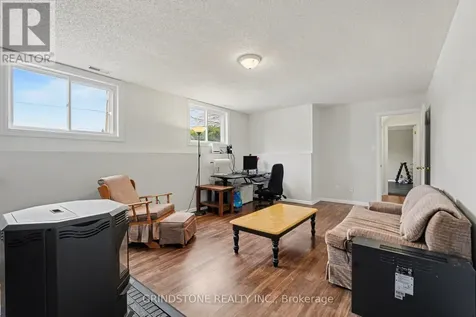 319 Riverwood Drive Ottawa ON K0A 3M0