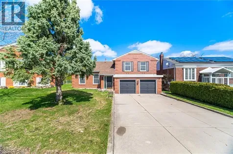 38 Leclaire Street Hamilton ON L9C 5X3