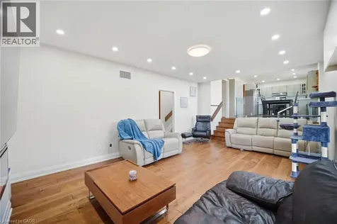 38 Leclaire Street Hamilton ON L9C 5X3