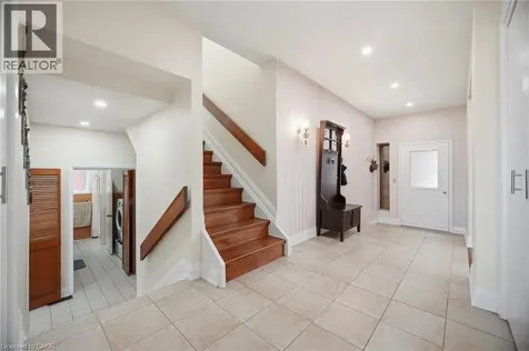 38 Leclaire Street Hamilton ON L9C 5X3