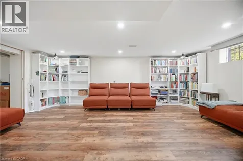 38 Leclaire Street Hamilton ON L9C 5X3