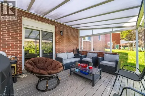 38 Leclaire Street Hamilton ON L9C 5X3