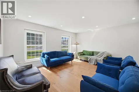 38 Leclaire Street Hamilton ON L9C 5X3