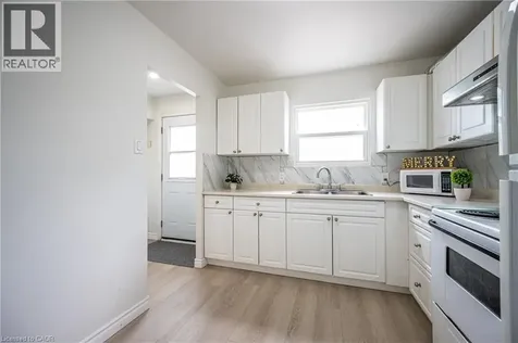 212 Westcourt Place Waterloo ON N2L 2R7