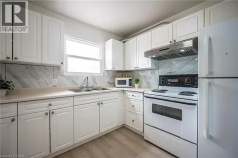 212 Westcourt Place Waterloo ON N2L 2R7