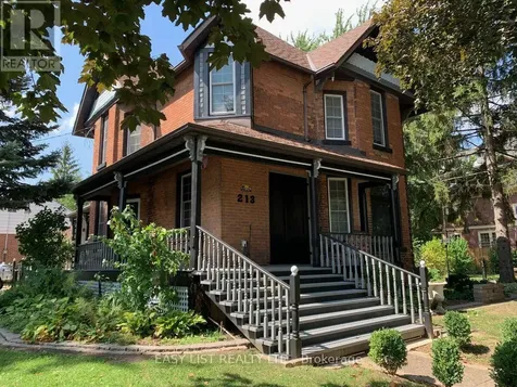 213 Vidal Street South Sarnia ON N7T 2T4
