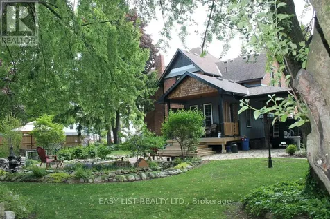 213 Vidal Street South Sarnia ON N7T 2T4