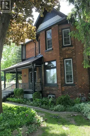 213 Vidal Street South Sarnia ON N7T 2T4