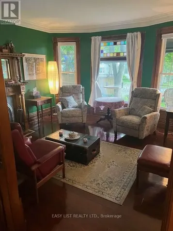 213 Vidal Street South Sarnia ON N7T 2T4