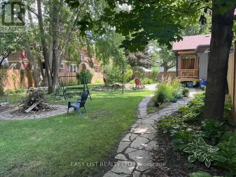 213 Vidal Street South Sarnia ON N7T 2T4