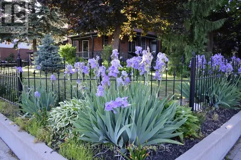 213 Vidal Street South Sarnia ON N7T 2T4