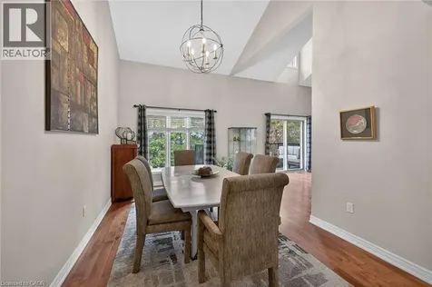 25 Hamilton Street South Waterdown ON L8B 0L1