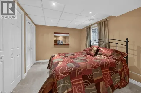 25 Hamilton Street South Waterdown ON L8B 0L1