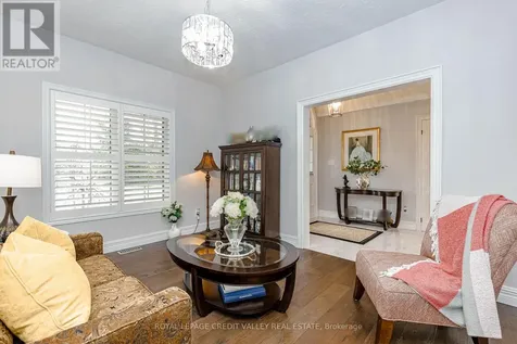 48 Rayburn Meadows Road East Garafraxa ON L9W 7E7