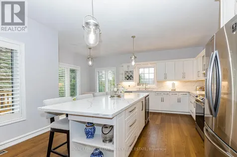 48 Rayburn Meadows Road East Garafraxa ON L9W 7E7