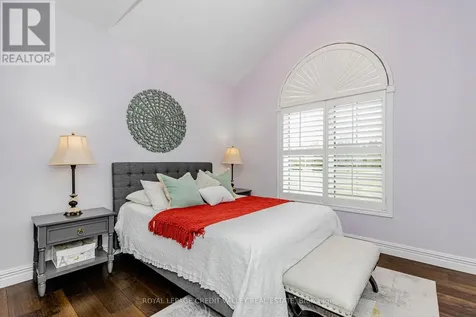 48 Rayburn Meadows Road East Garafraxa ON L9W 7E7