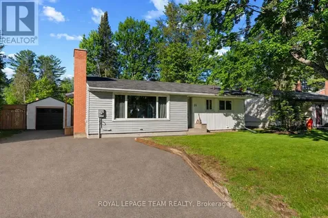 25 Frontenac Crescent Deep River ON K0J 1P0