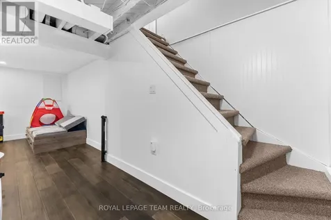 25 Frontenac Crescent Deep River ON K0J 1P0