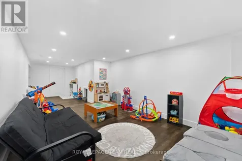 25 Frontenac Crescent Deep River ON K0J 1P0