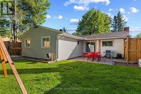 25 Frontenac Crescent Deep River ON K0J 1P0