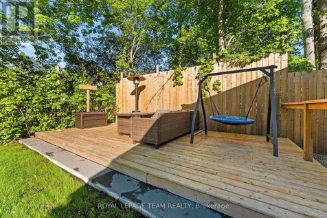 25 Frontenac Crescent Deep River ON K0J 1P0