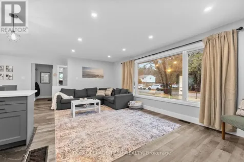 25 Frontenac Crescent Deep River ON K0J 1P0
