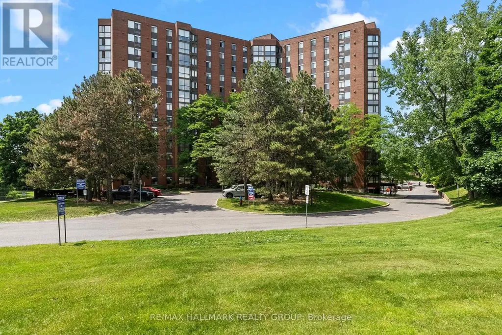 2871 Richmond Road Ottawa ON K2B 8M5