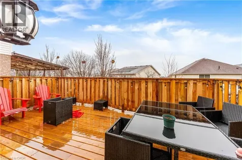 924 Copper Leaf Crescent Kitchener ON N2E 3W1