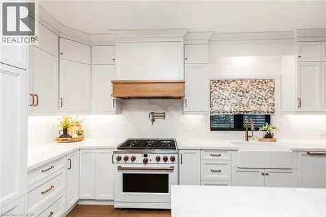 253 Central Avenue Grimsby ON L3M 1X6