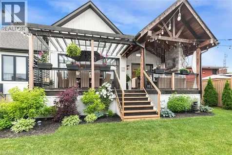 253 Central Avenue Grimsby ON L3M 1X6