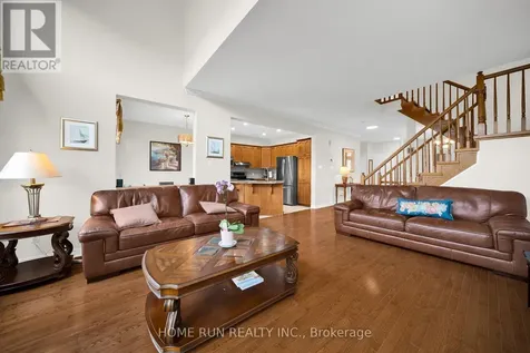 106 Portrush Avenue Ottawa ON K2J 5J2