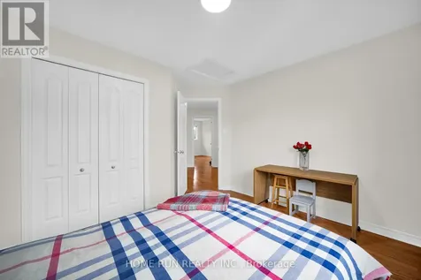 106 Portrush Avenue Ottawa ON K2J 5J2