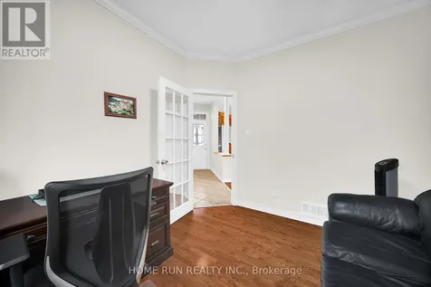 106 Portrush Avenue Ottawa ON K2J 5J2