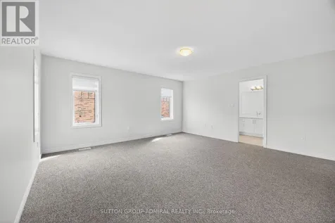 2237 Grainger Loop Innisfil ON L9S 0N1