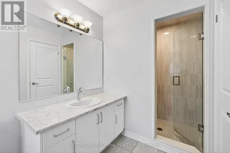 2237 Grainger Loop Innisfil ON L9S 0N1