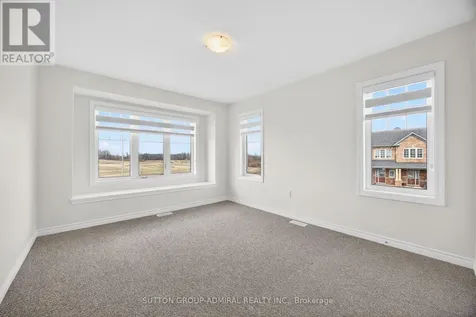 2237 Grainger Loop Innisfil ON L9S 0N1