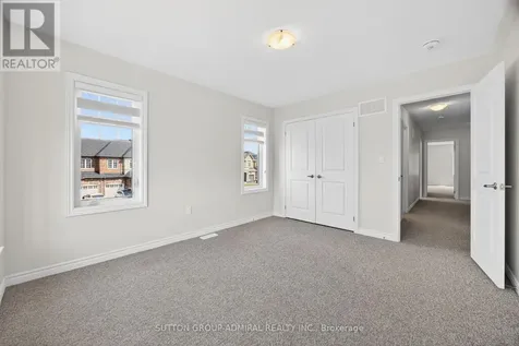 2237 Grainger Loop Innisfil ON L9S 0N1