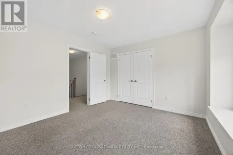 2237 Grainger Loop Innisfil ON L9S 0N1