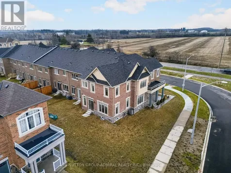 2237 Grainger Loop Innisfil ON L9S 0N1
