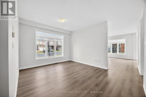 2237 Grainger Loop Innisfil ON L9S 0N1
