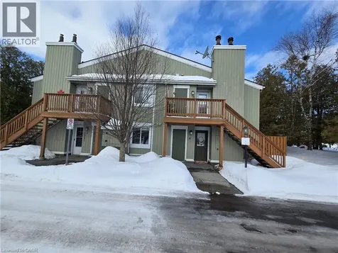15 Dawson Drive Collingwood ON L9Y 3Z5