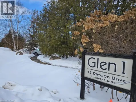15 Dawson Drive Collingwood ON L9Y 3Z5