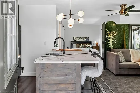 15 Dawson Drive Collingwood ON L9Y 3Z5