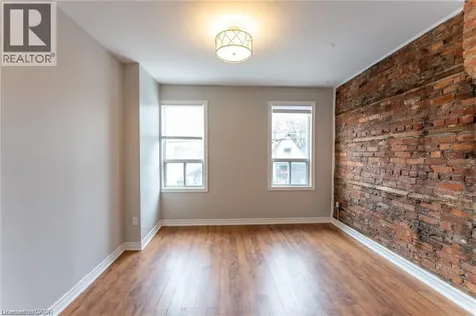 141 Wellington Street North Hamilton ON L8R 1N4